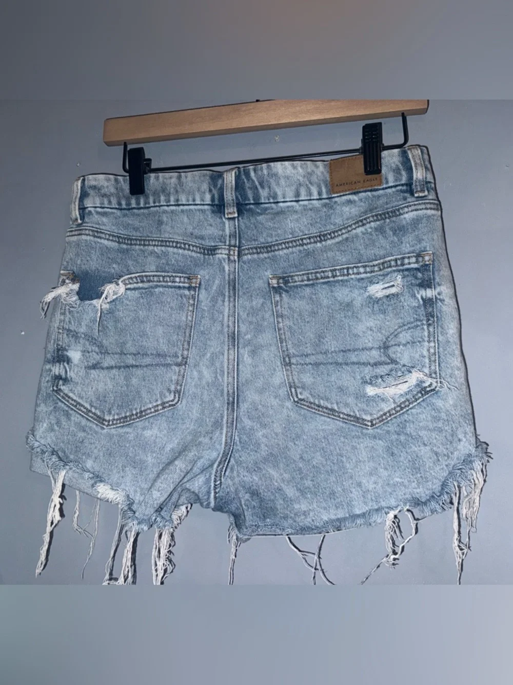 American Eagle Distressed Denim Shorts Size 8 | High Rise Cutoff Jean Shorts - Picture 3 of 6